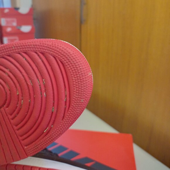 Size 10.5 - Air Jordan 1 Retro OG 2023 High Satin Bred mens 10.5 womens 12 - Picture 3 of 12